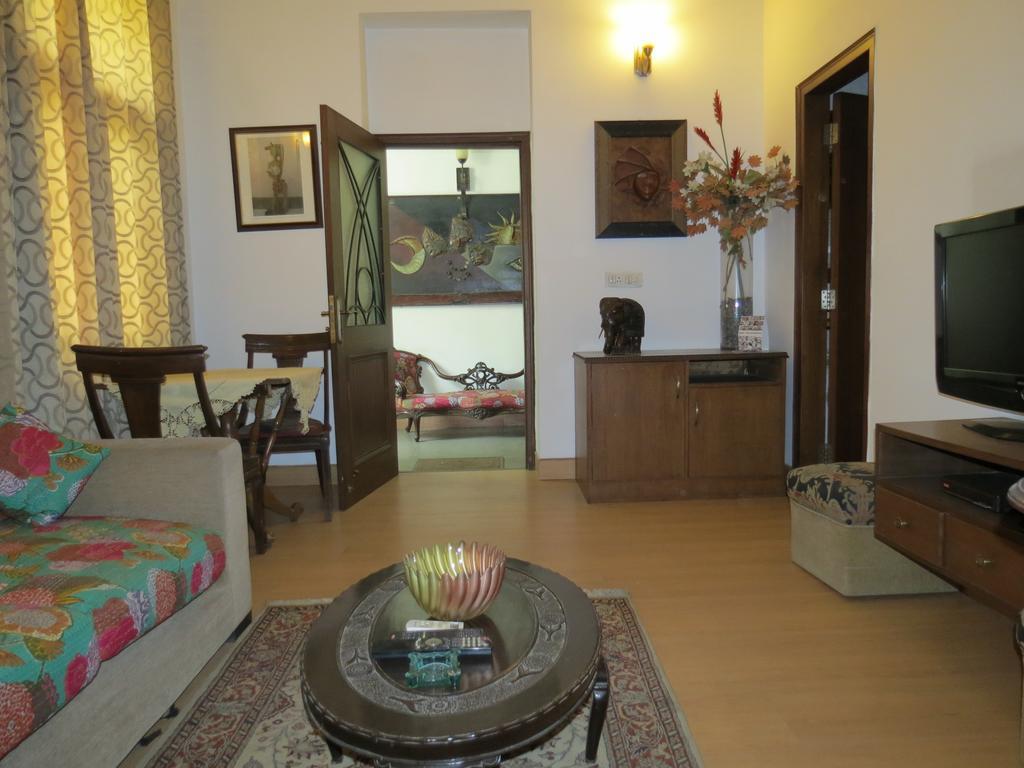 Trendy Bed & Breakfast Yeni Delhi Oda fotoğraf