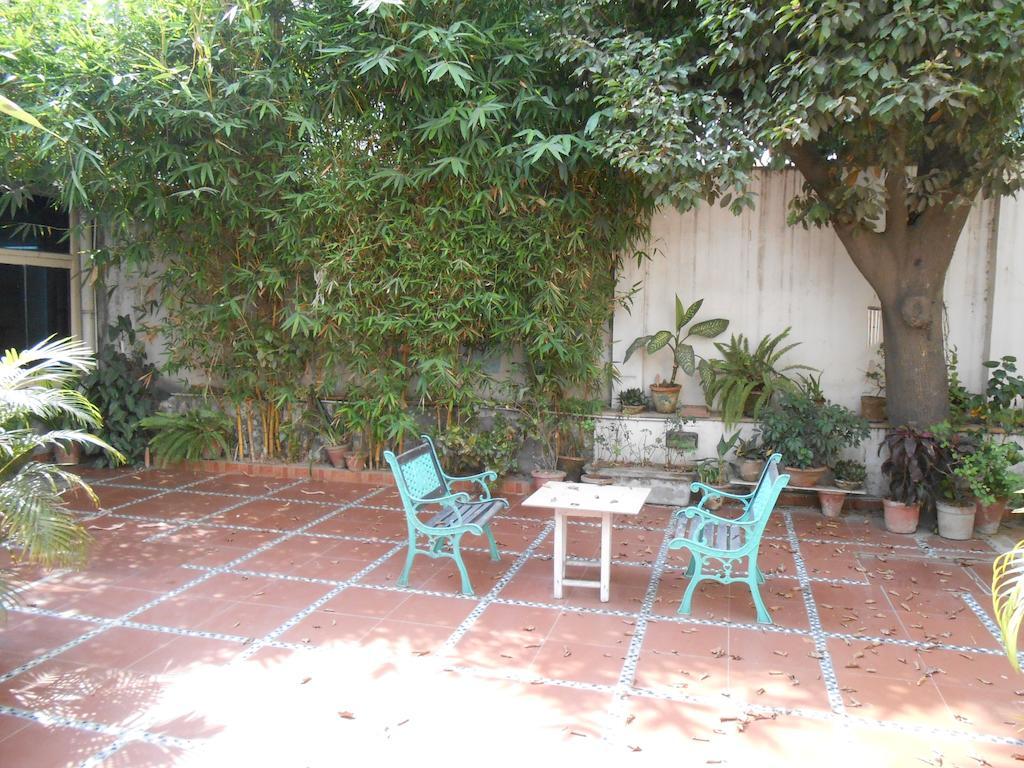 Trendy Bed & Breakfast Yeni Delhi Dış mekan fotoğraf